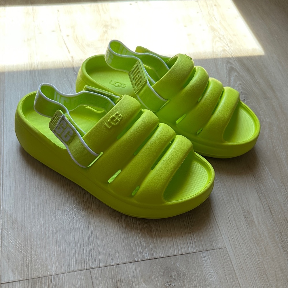 UGG Kids Bright Lime Sandals